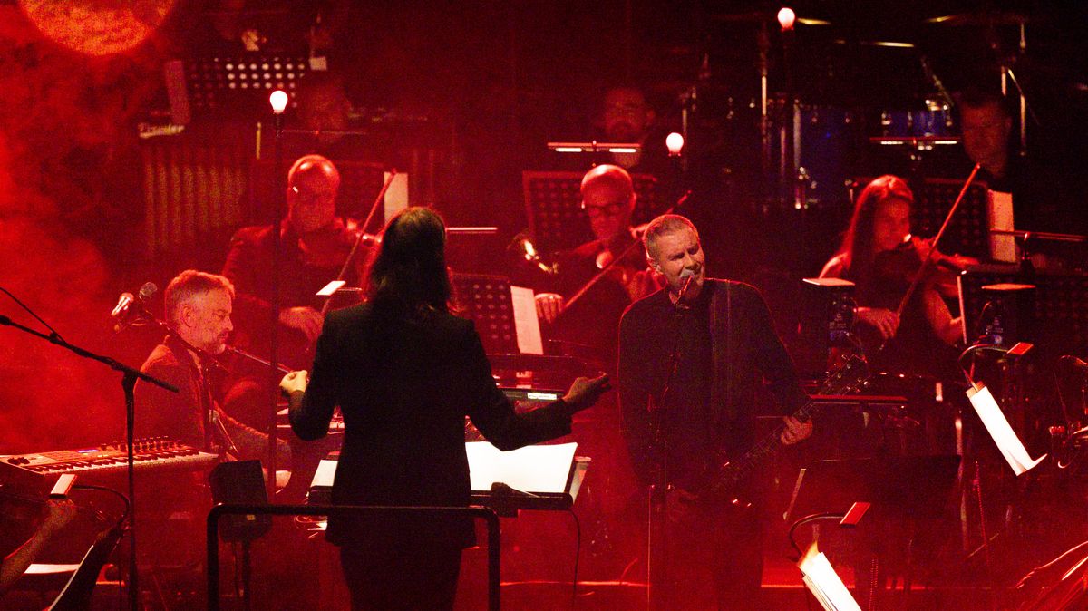 Recenze: Kapelu Sigur Rós v Praze doprovodil český orchestr